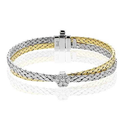 Bangles With Personalized Names-Bangle in 18k Gold with Diamonds LB2436